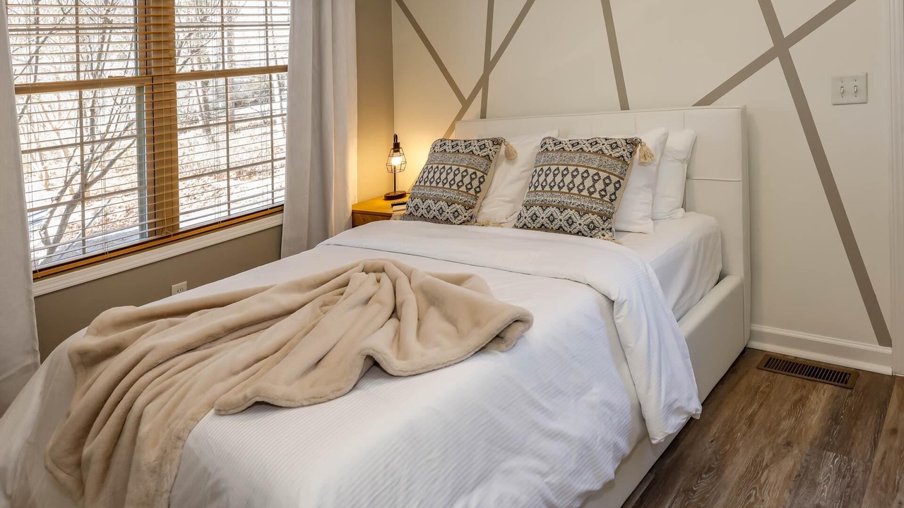 Photo of Bedroom in Sunset Cove