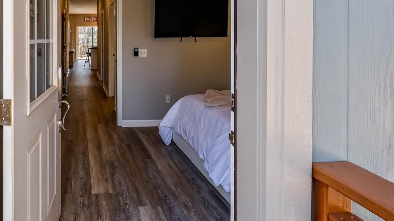 Photo of Bedroom in Sunset Cove