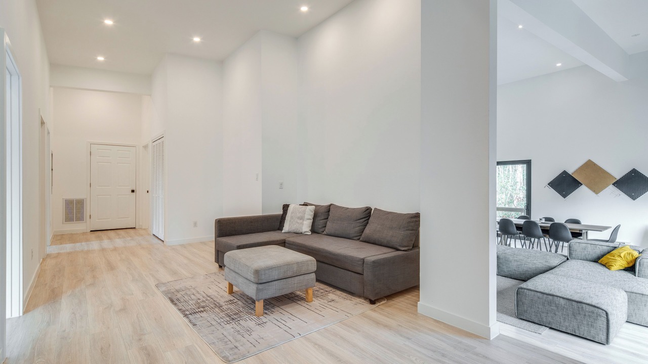 Photo of Livingroom in Pisgah Forest