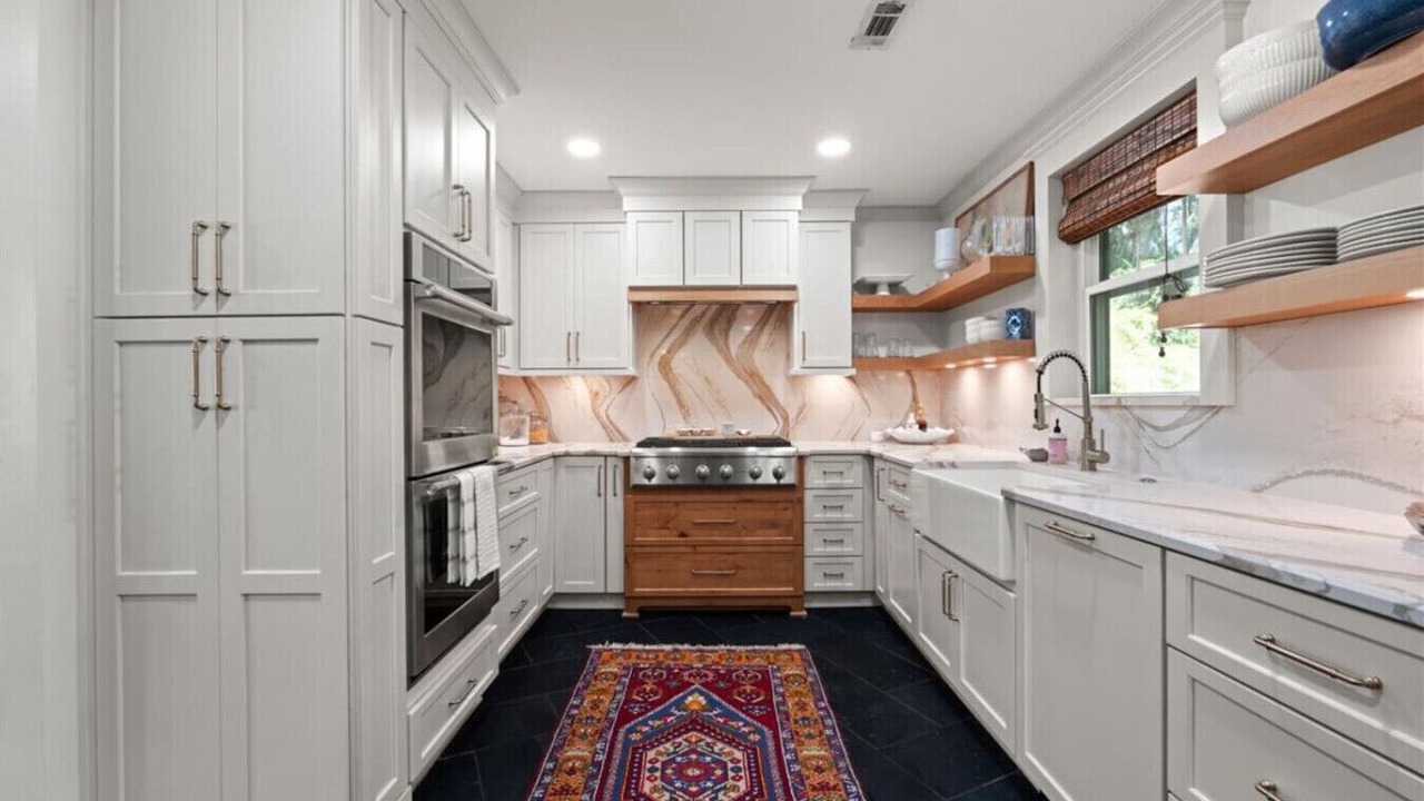 Photo of Kitchen in Pigeon Point