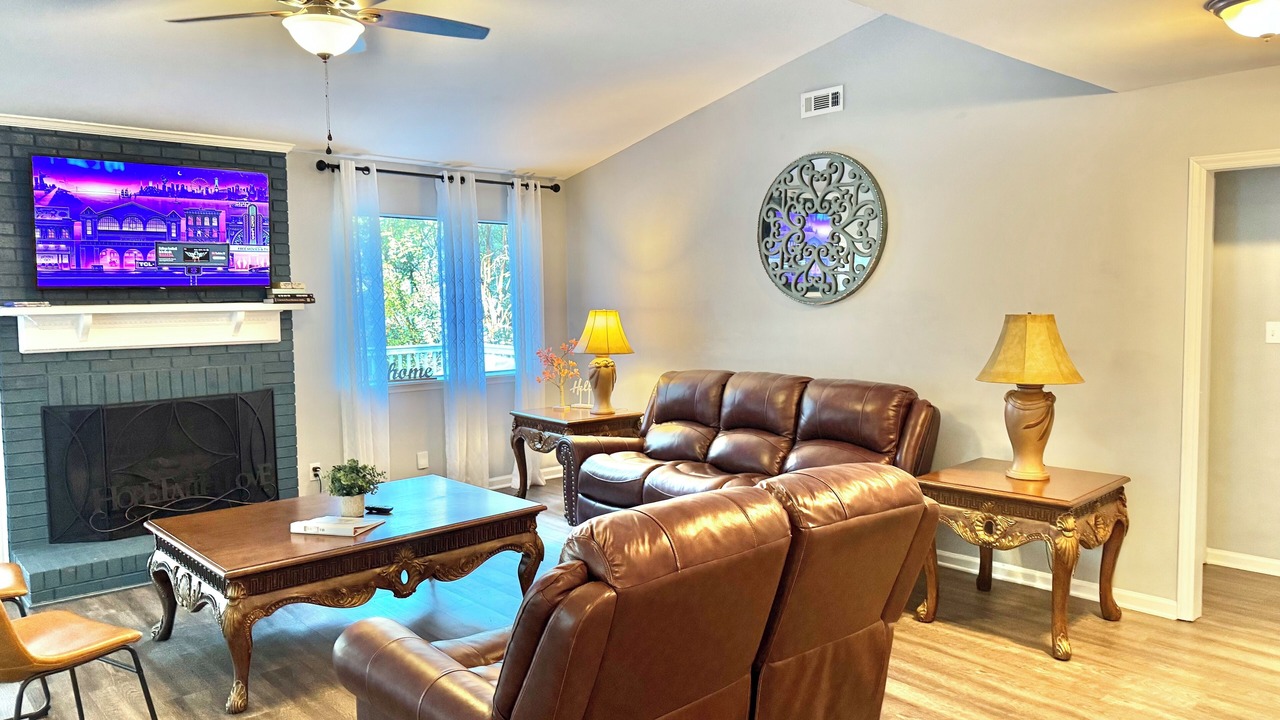 Photo of Livingroom in Toddville Road