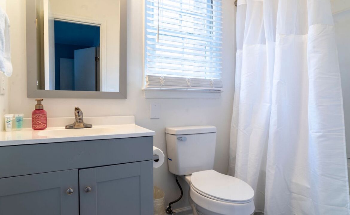 Photo of Bathroom in Toddville Road