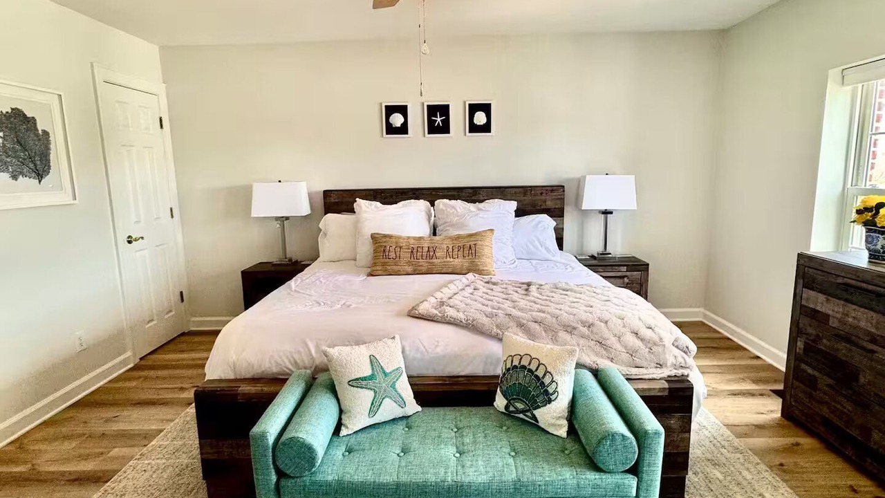 Photo of Bedroom in Swansboro