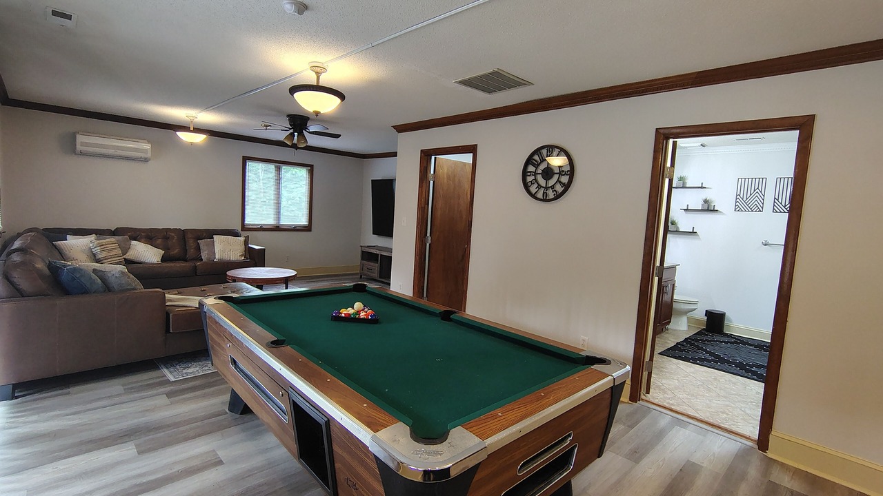 Photo of Livingroom in Paw Creek
