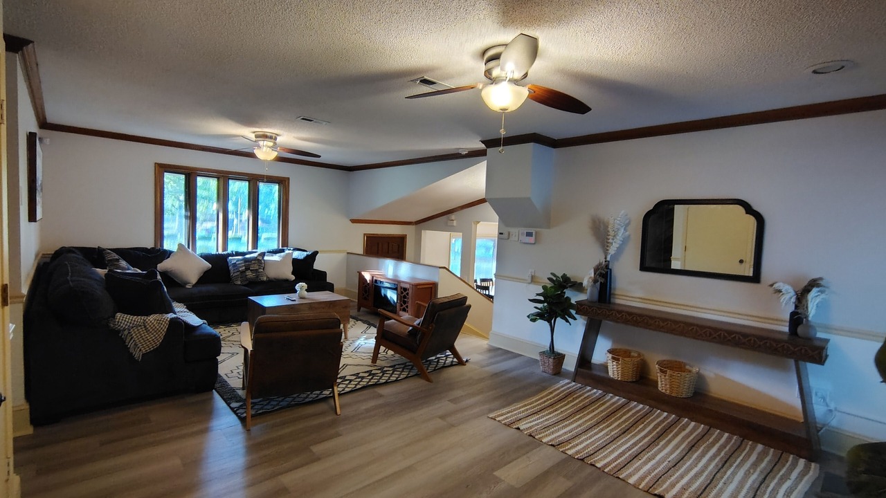 Photo of Livingroom in Paw Creek