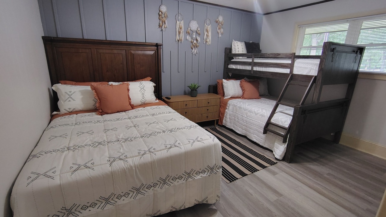 Photo of Bedroom in Paw Creek