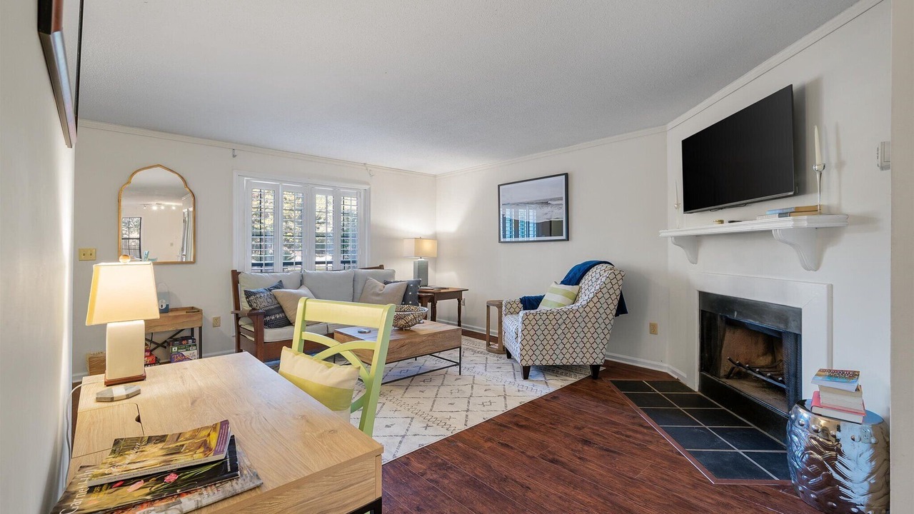 Photo of Livingroom in Charleston