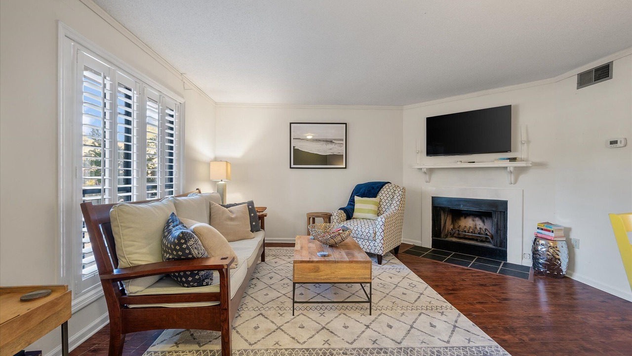 Photo of Livingroom in Charleston