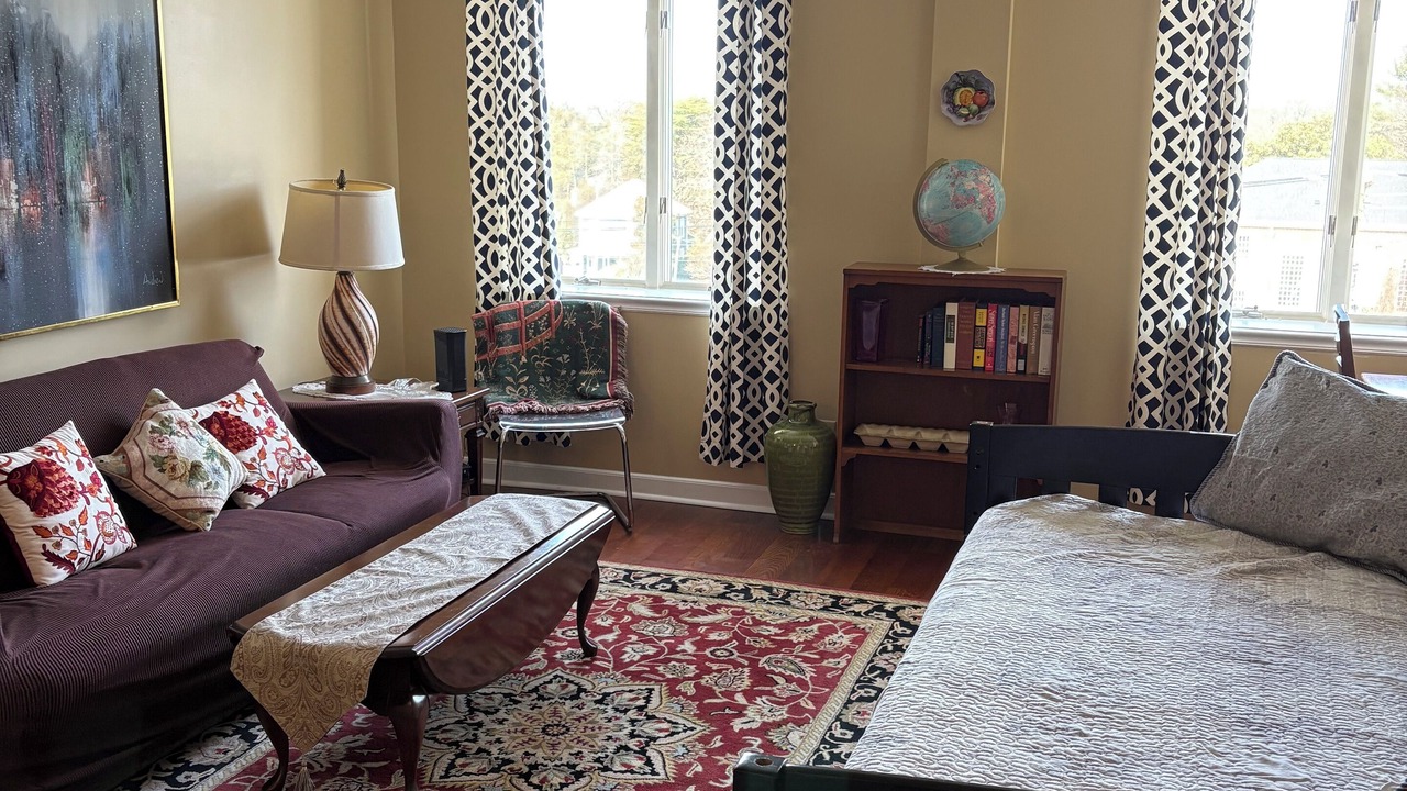 Photo of Livingroom in Winston - Salem