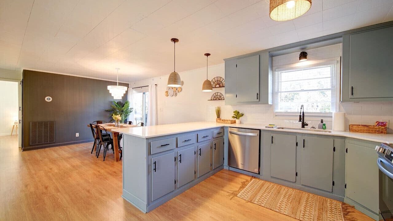 Photo of Kitchen in Belmont Historic District