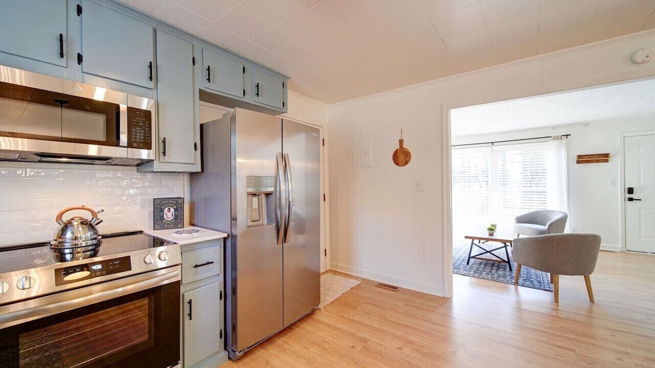 Photo of Kitchen in Belmont Historic District
