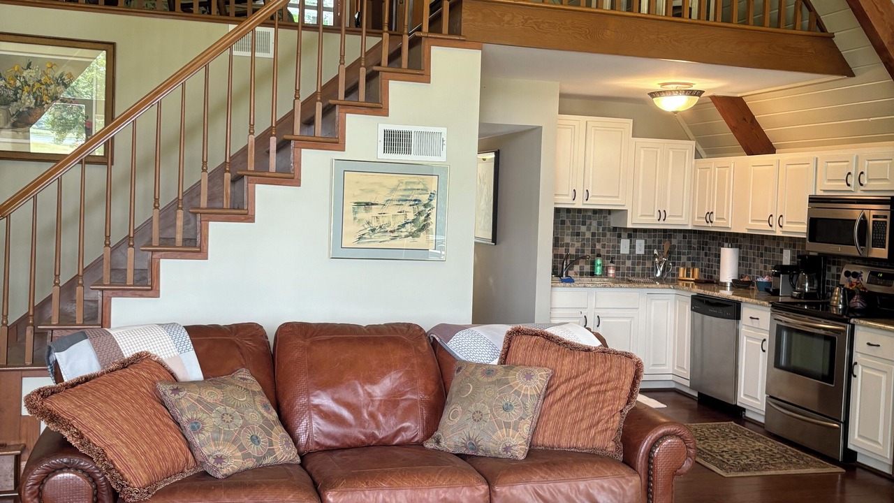 Photo of Livingroom in Kernersville