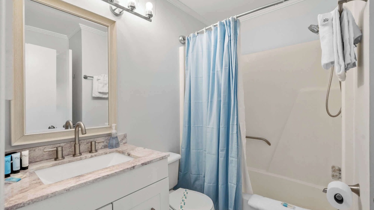 Photo of Bathroom in Ash