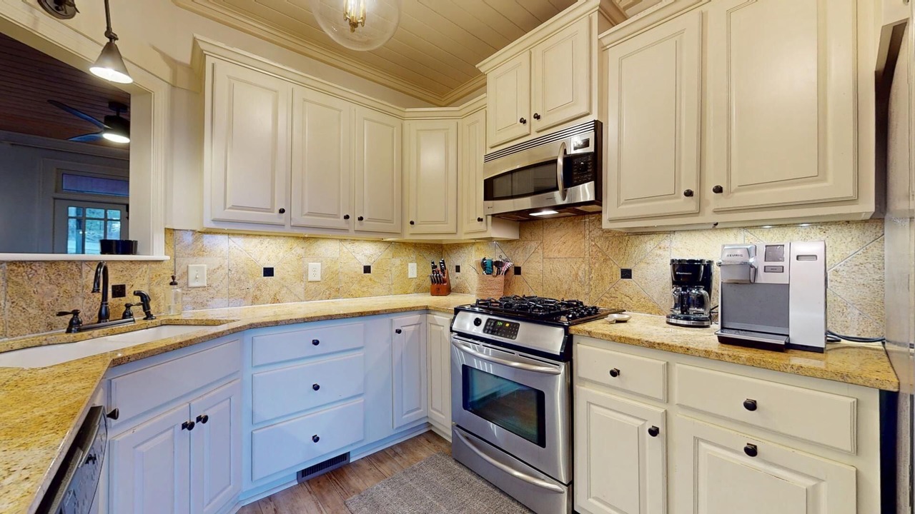 Photo of Kitchen in Highlands Hills