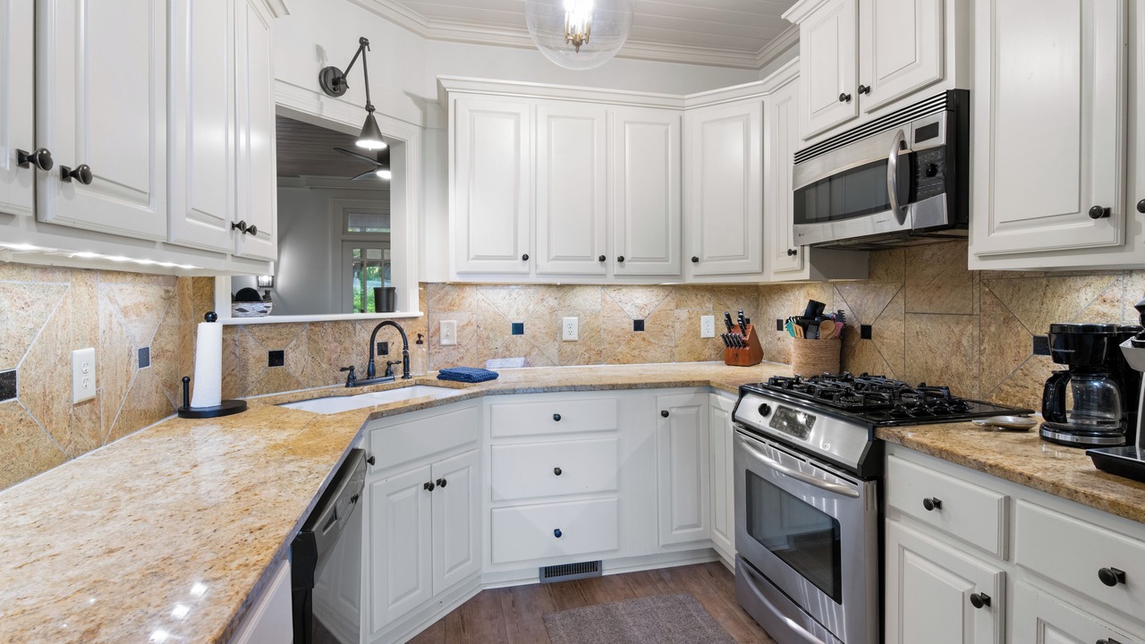 Photo of Kitchen in Highlands Hills