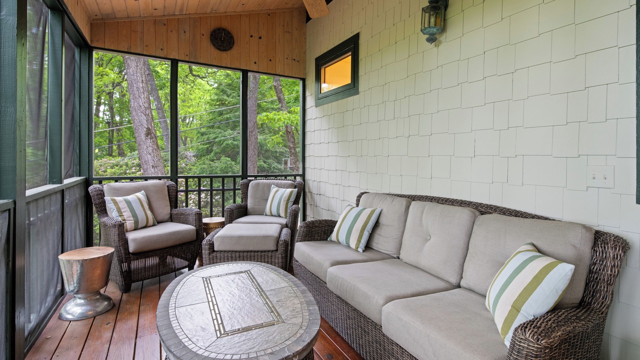 Photo of Outdoor in Highlands Hills