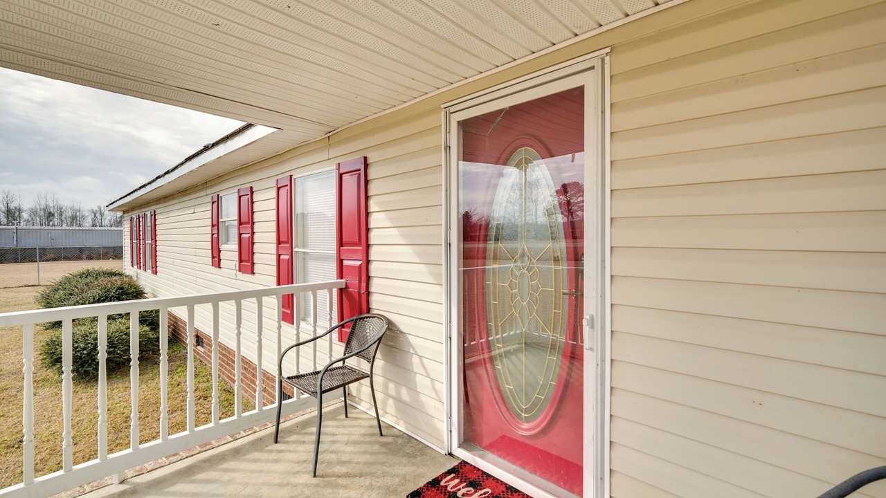 Photo of Outdoor in Crisp