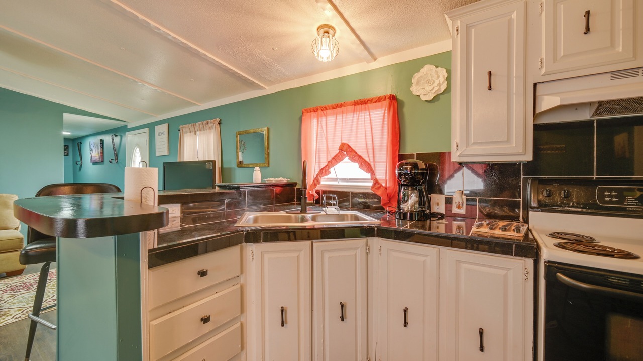 Photo of Kitchen in Crisp