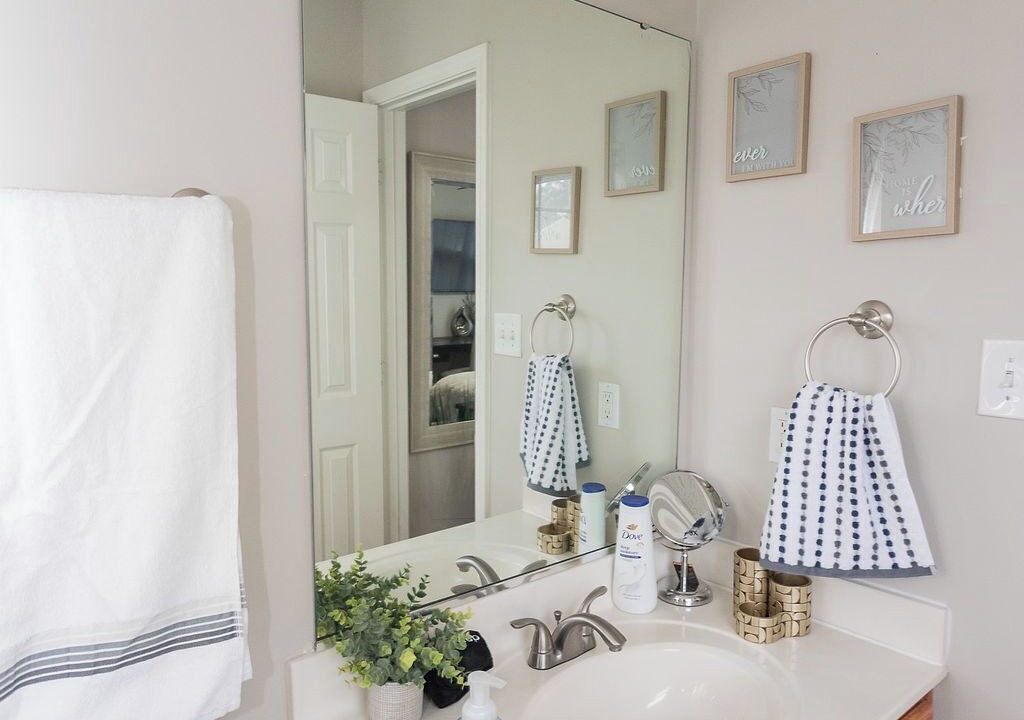 Photo of Bathroom in Oakdale