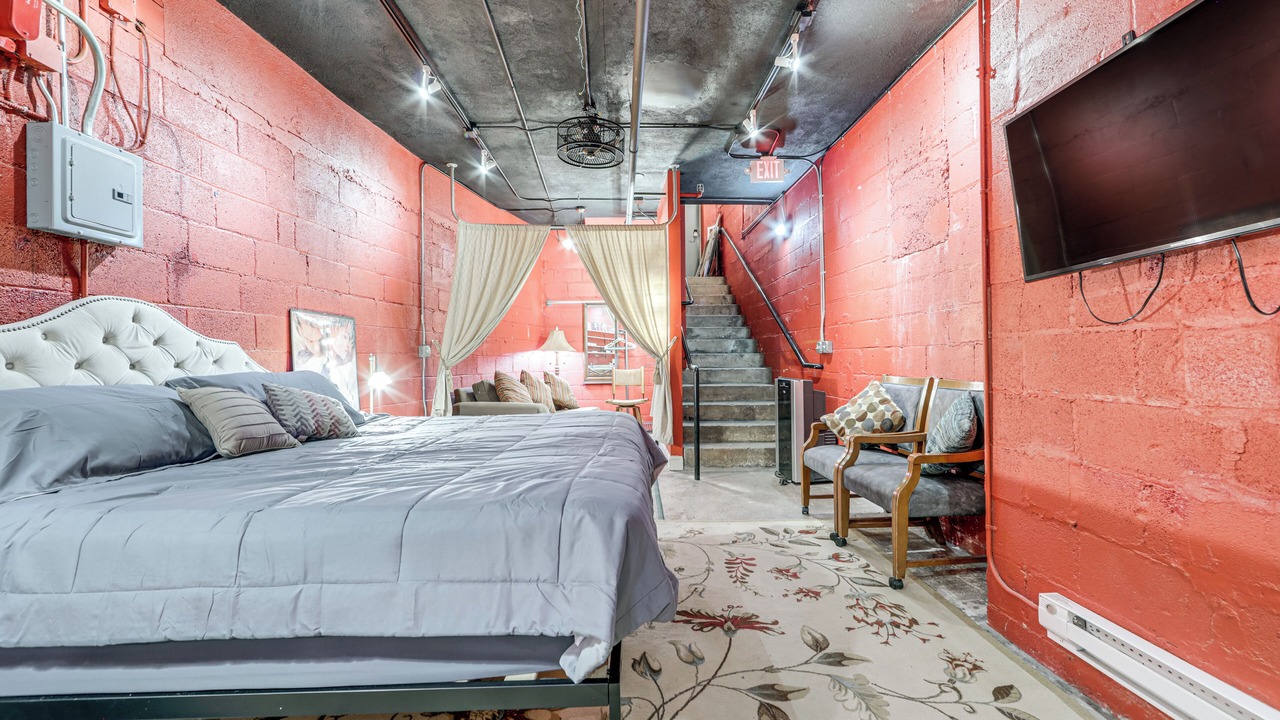 Photo of Bedroom in Waynesville