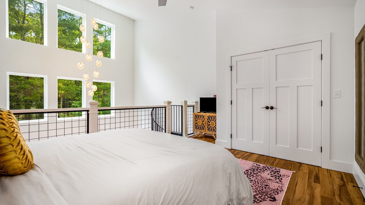 Photo of Bedroom in Ridgecrest