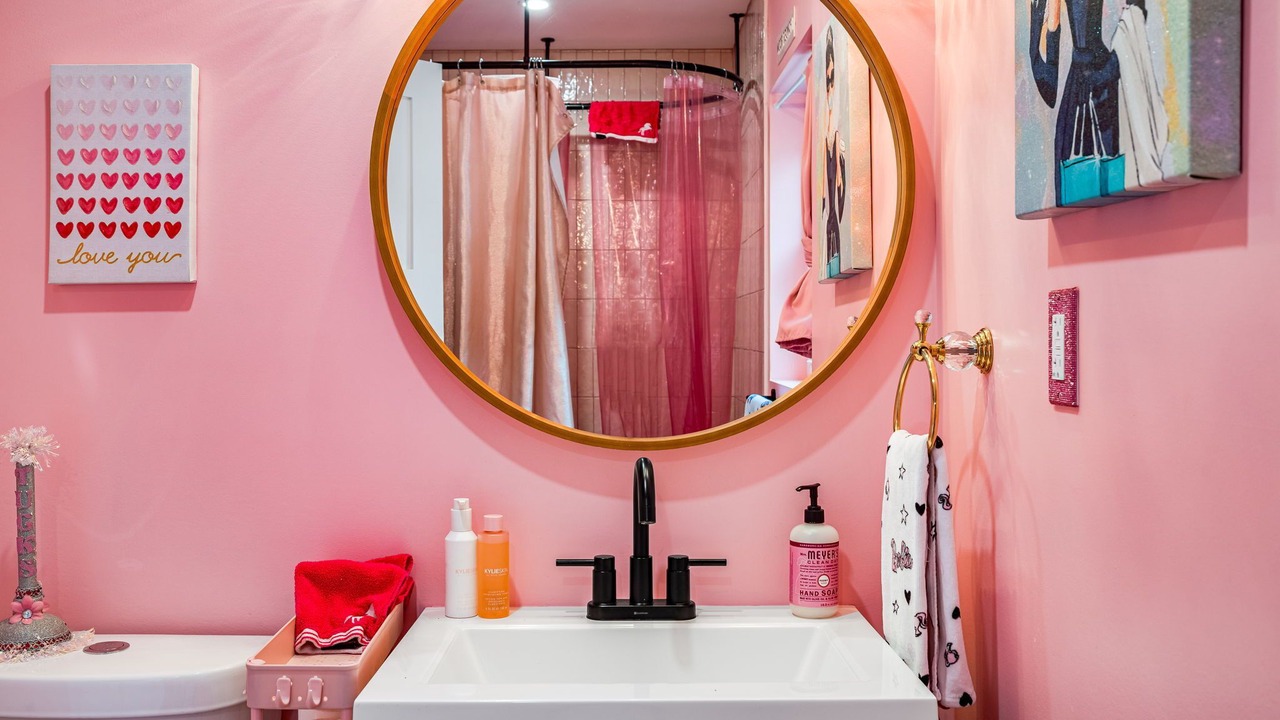Photo of Bathroom in Ridgecrest