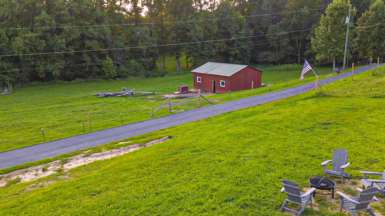Photo of Outdoor in Hendersonville