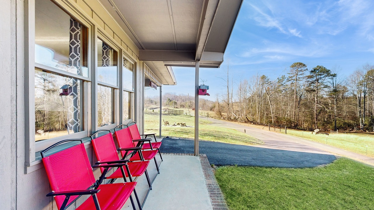 Photo of Patio Balcony in Hendersonville