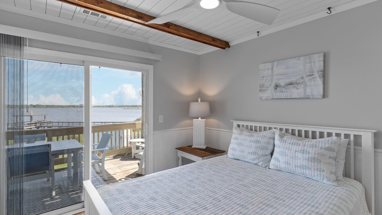 Photo of Bedroom in Ocean City Beach