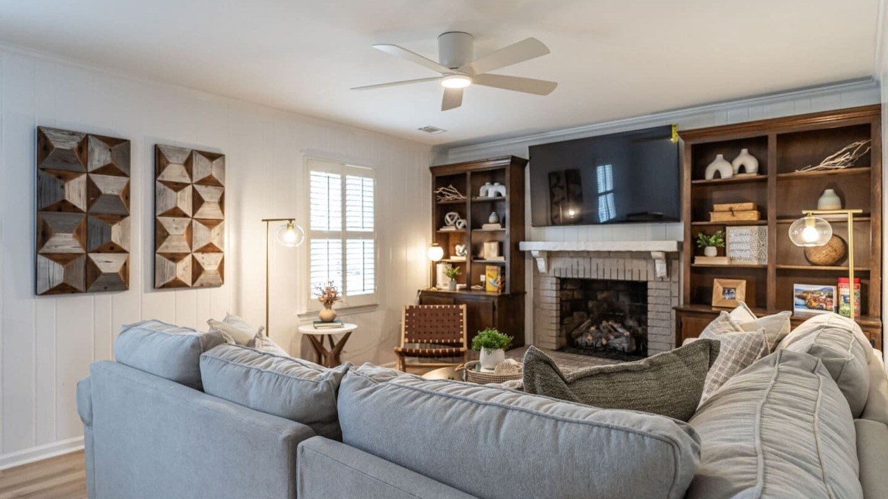 Photo of Livingroom in Cary