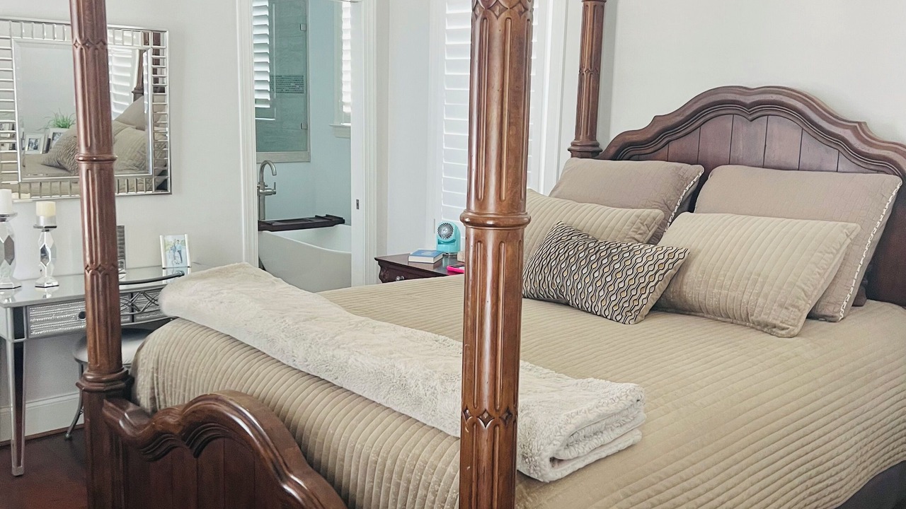 Photo of Bedroom in Evans