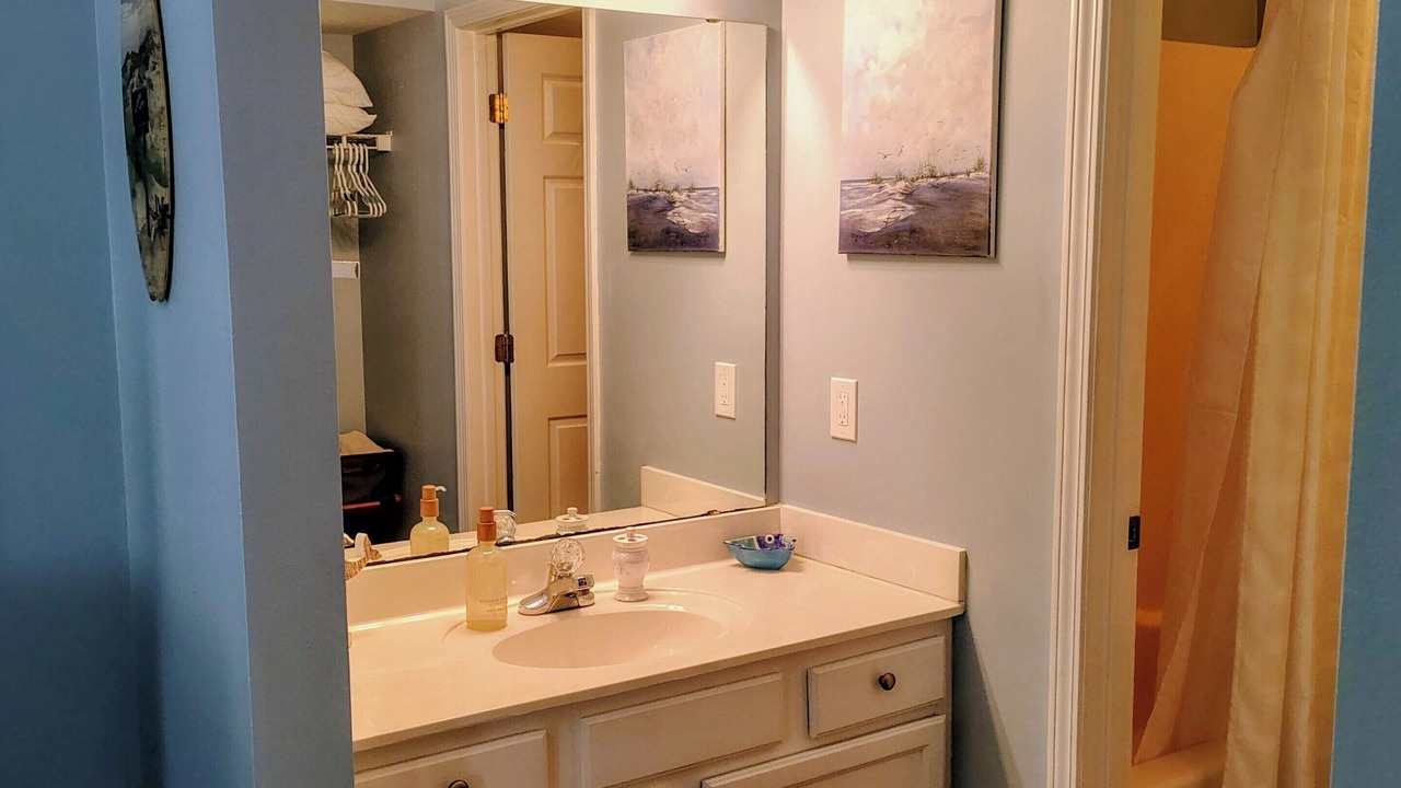 Photo of Bathroom in Sea Trail