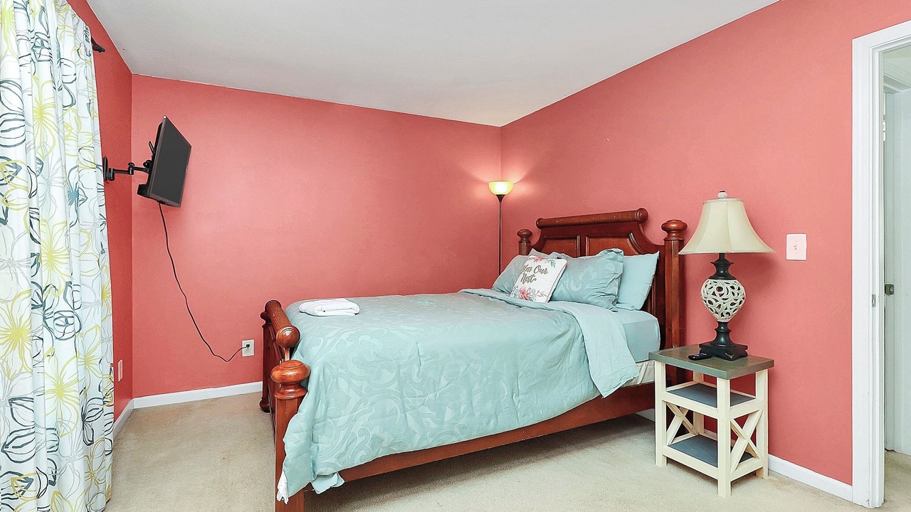 Photo of Bedroom in Steele Creek