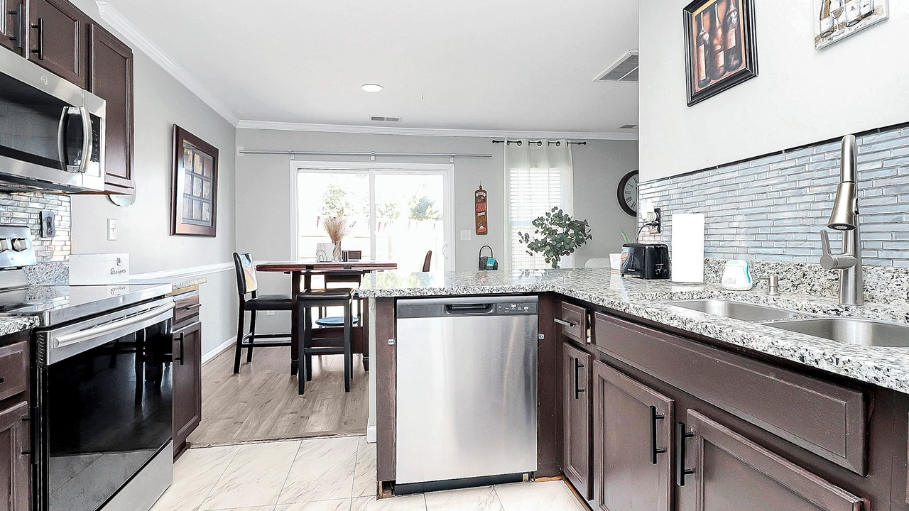 Photo of Kitchen in Steele Creek