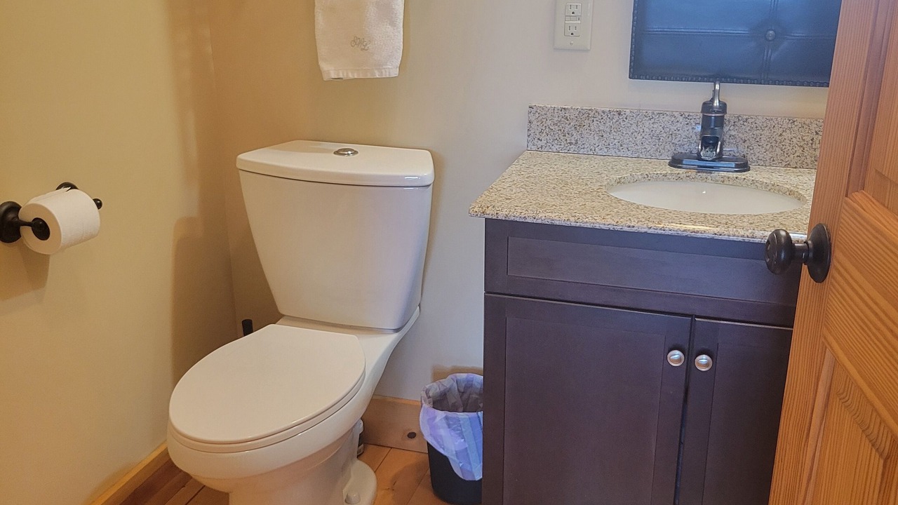 Photo of Bathroom in Boomer