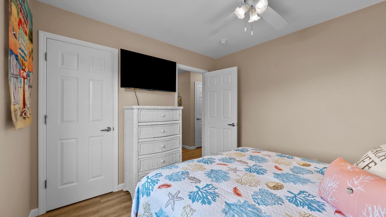 Photo of Bedroom in Surf City