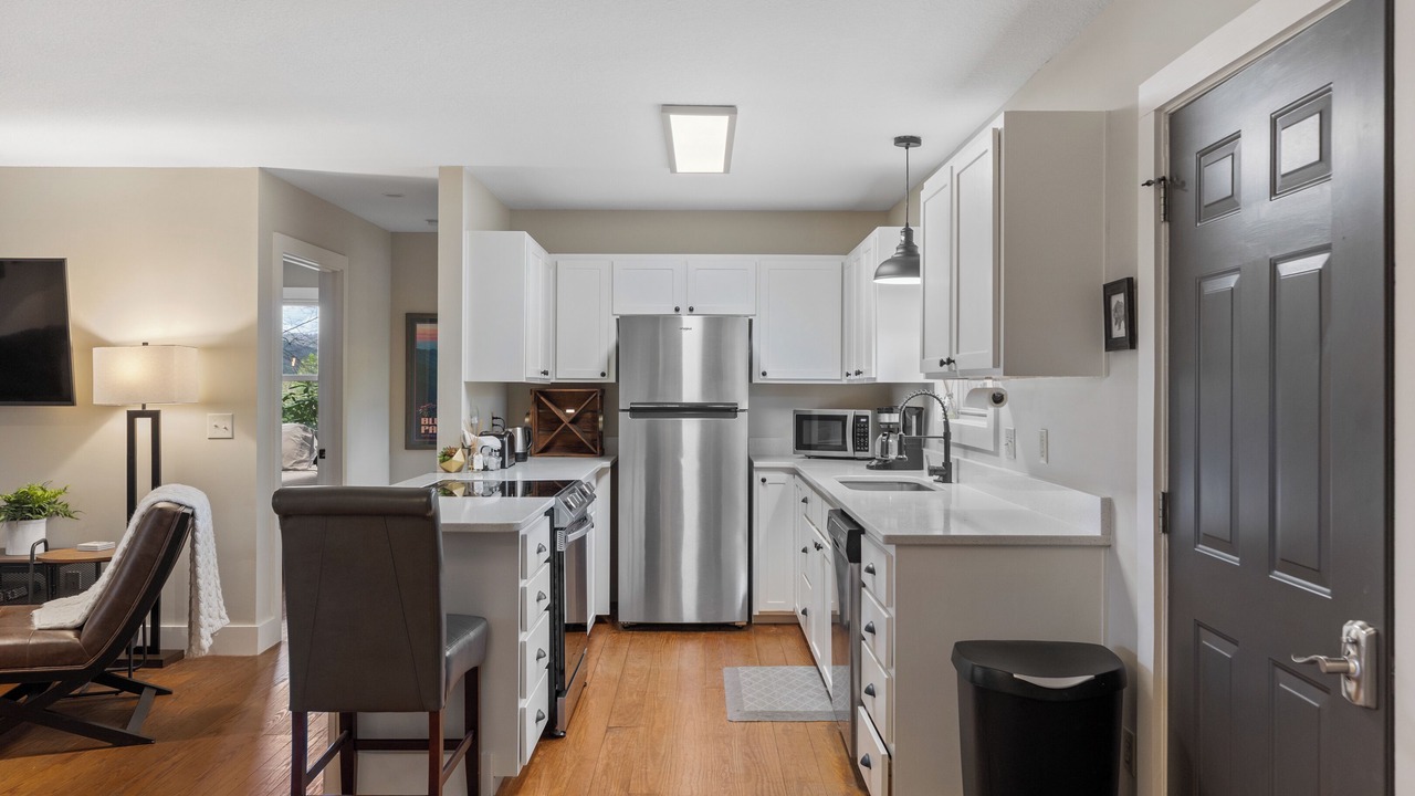 Photo of Kitchen in Glenville