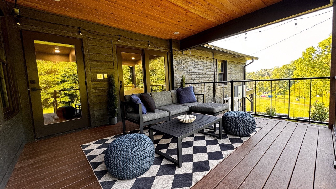 Photo of Patio Balcony in Skyland