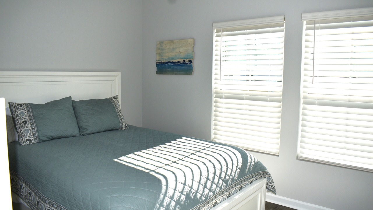 Photo of Bedroom in Carolina Shores