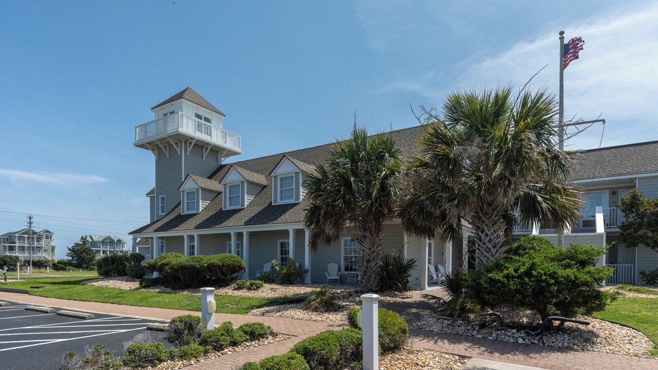 Photo of Others in Hatteras