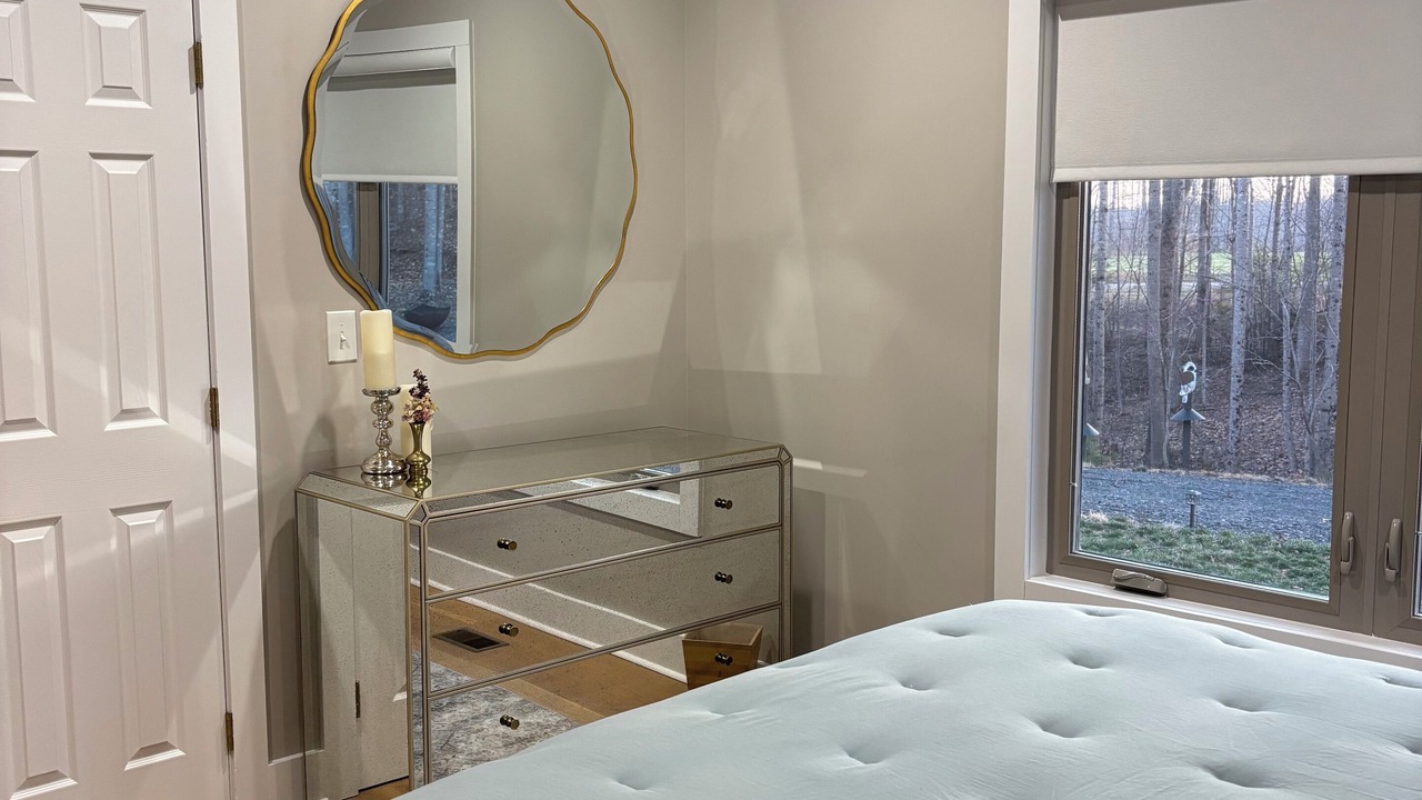 Photo of Bedroom in Sandy Ridge