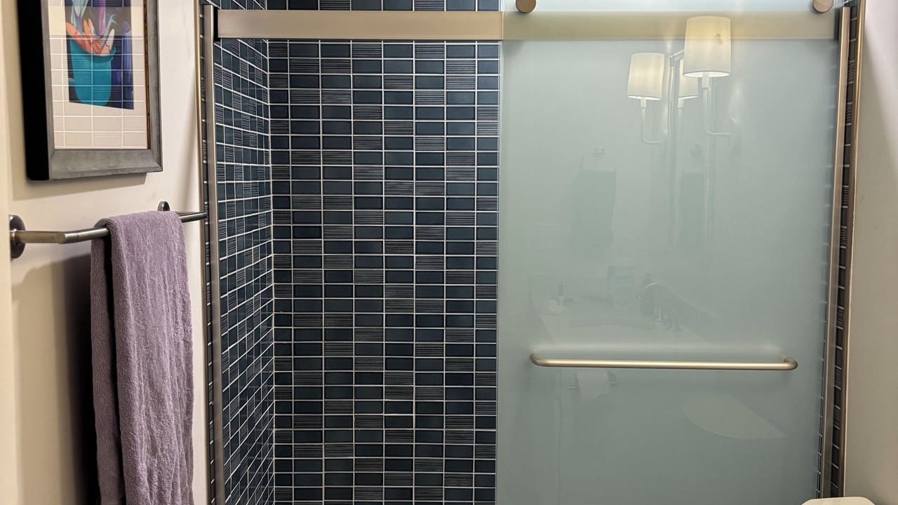 Photo of Bathroom in Sandy Ridge