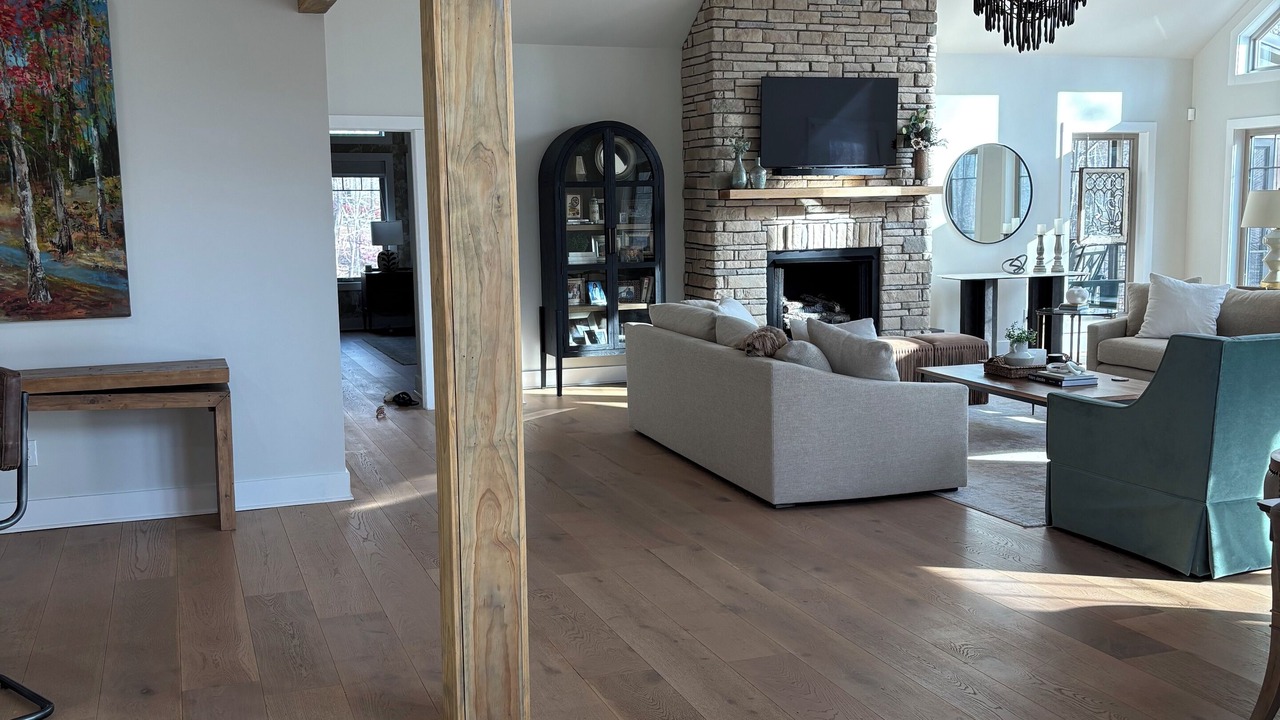 Photo of Livingroom in Sandy Ridge