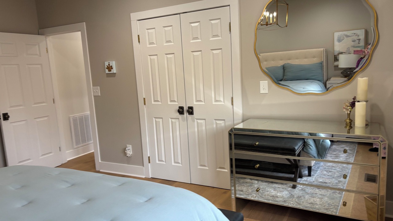 Photo of Bedroom in Sandy Ridge