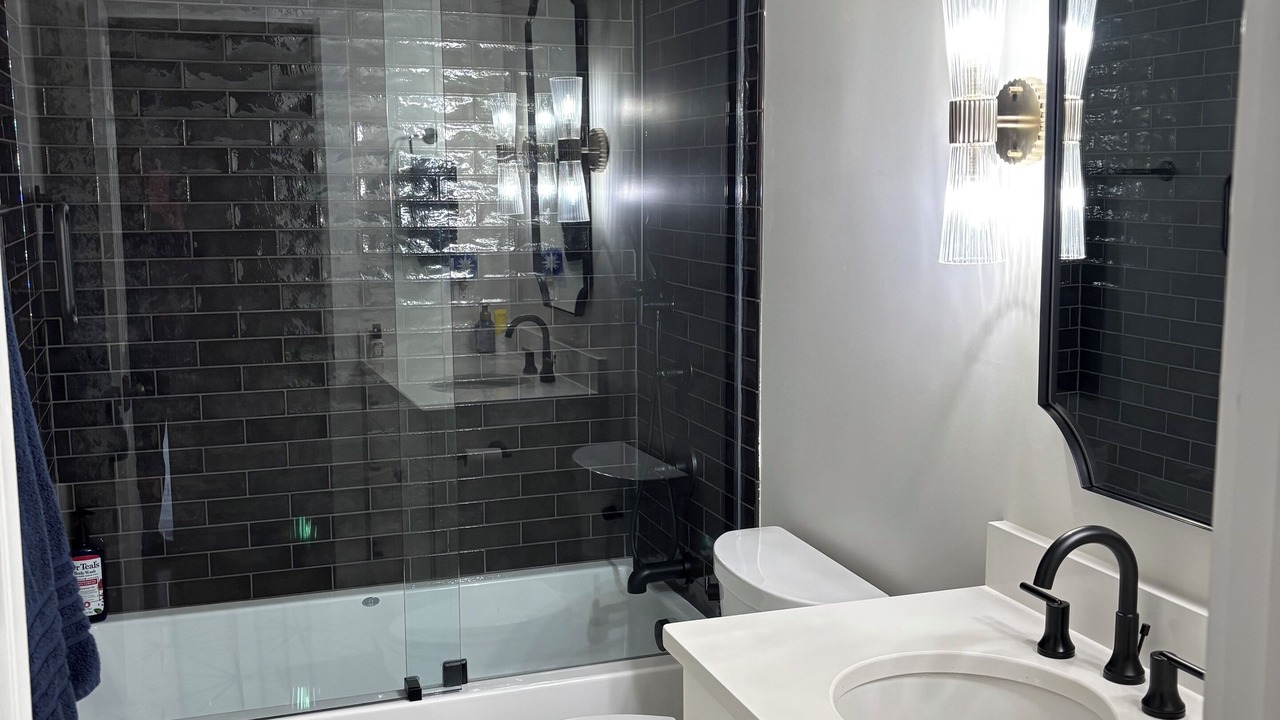 Photo of Bathroom in Sandy Ridge