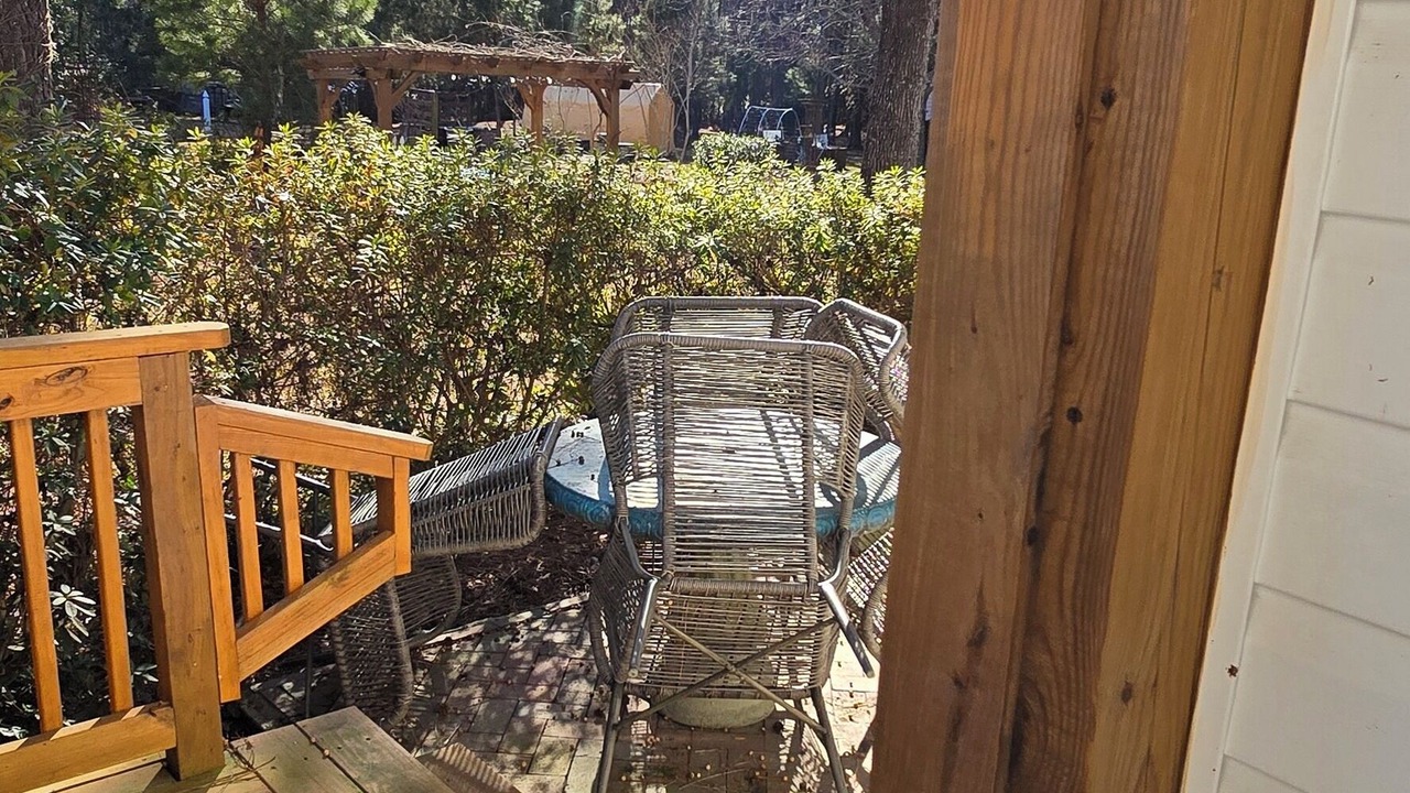 Photo of Patio Balcony in Hubert