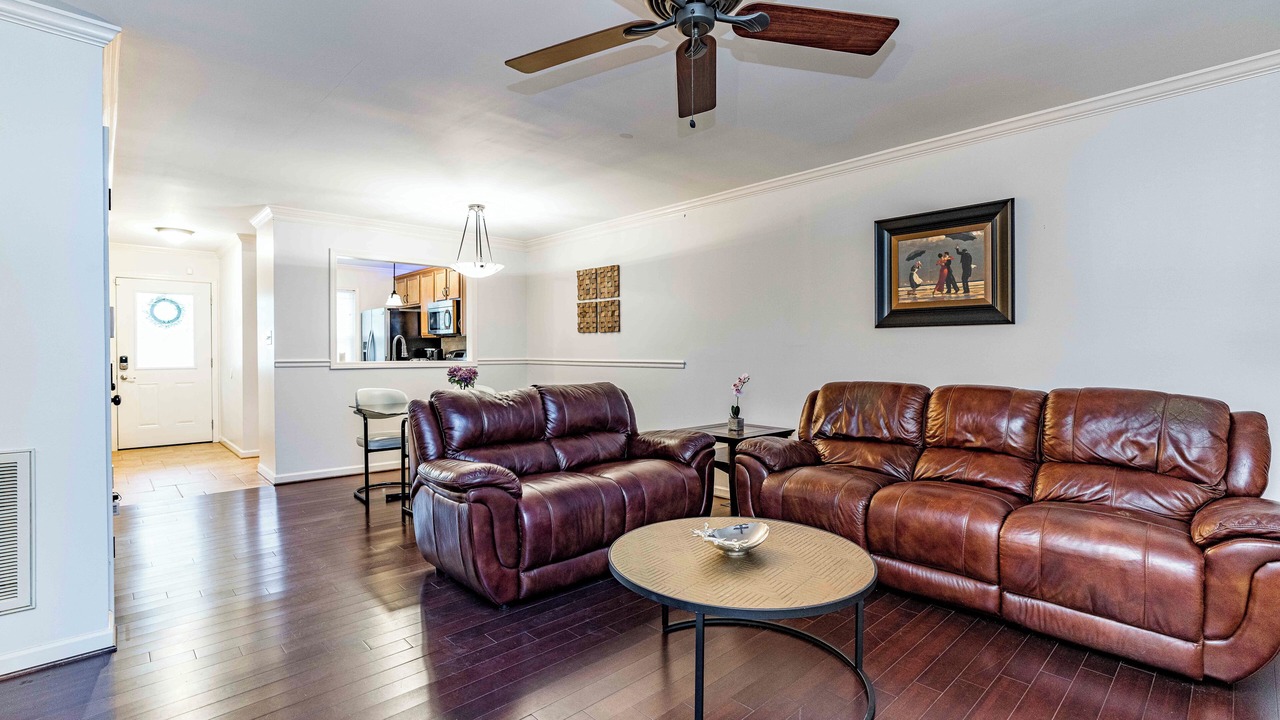 Photo of Livingroom in Southeast Raleigh