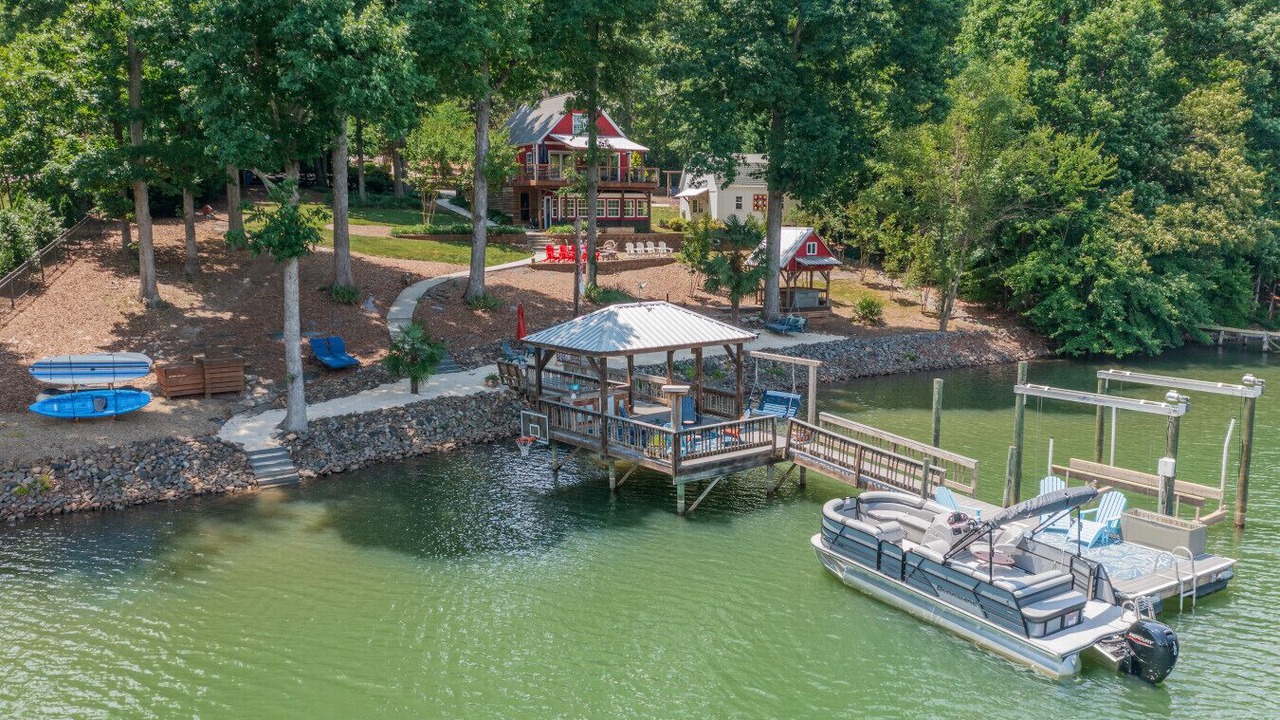 Photo of Outdoor in Mayhew