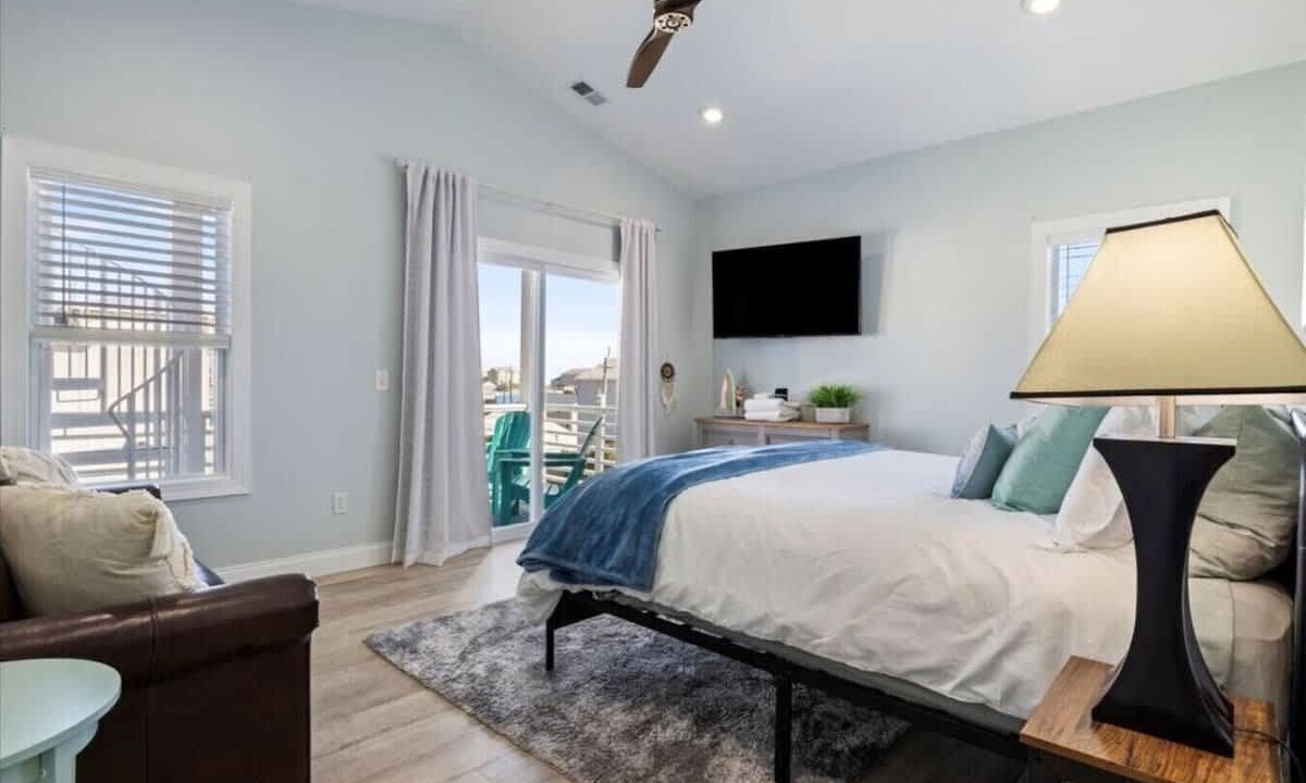 Photo of Bedroom in Wilmington Beach