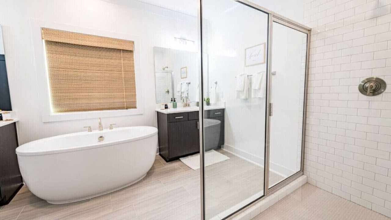 Photo of Bathroom in Apex